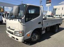 2011 Hino Dutro