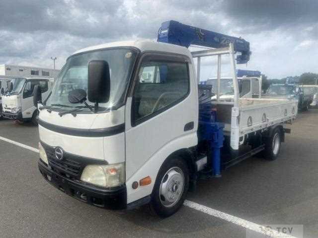 2010 Hino Dutro