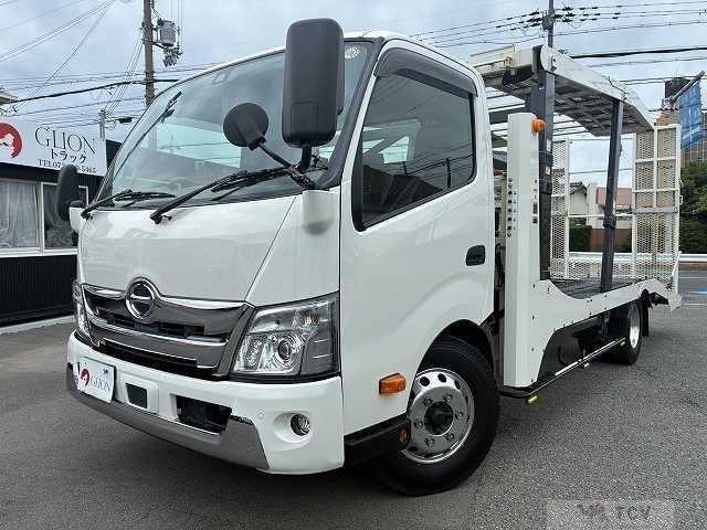 2023 Hino Dutro