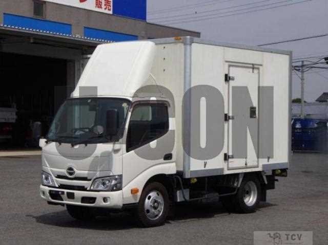 2022 Hino Dutro