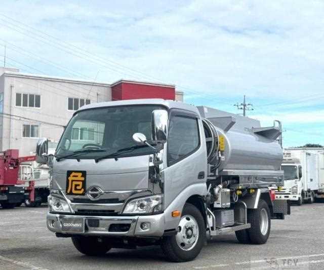 2026 Hino Dutro