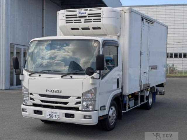 2021 Isuzu Elf Truck