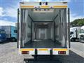 2021 Isuzu Elf Truck