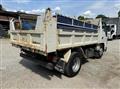2016 Isuzu Elf Truck
