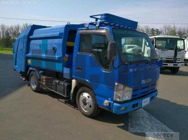 2013 Isuzu Elf Truck