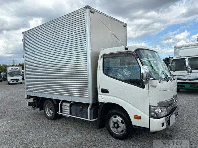 2020 Hino Dutro