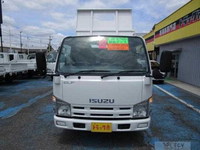 2013 Isuzu Elf Truck