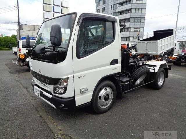2024 Mitsubishi Fuso Canter