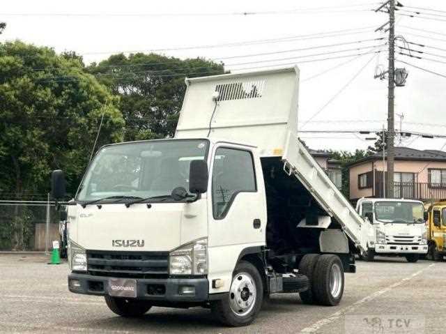2014 Isuzu Elf Truck