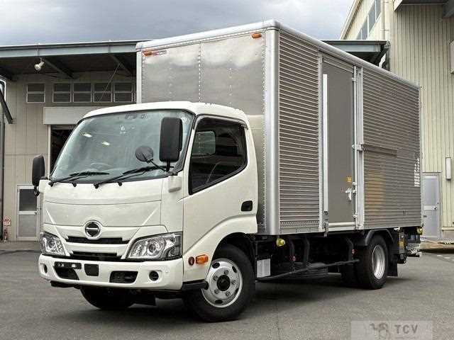2022 Hino Dutro