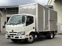 2022 Hino Dutro