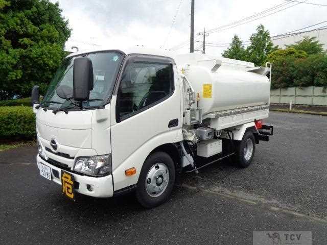 2025 Hino Dutro