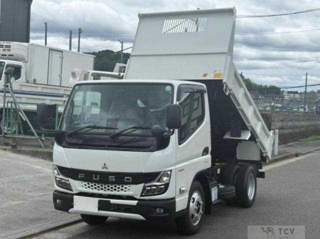 2025 Mitsubishi Fuso Canter