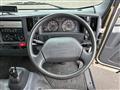 2013 Isuzu Elf Truck