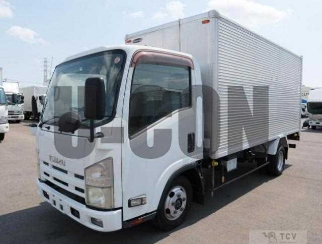 2011 Isuzu Elf Truck