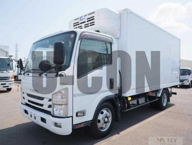 2021 Isuzu Elf Truck