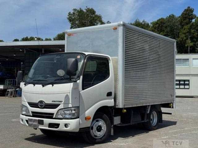 2017 Hino Dutro
