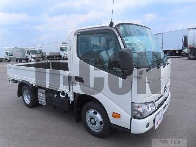 2025 Hino Dutro