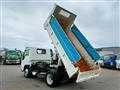 2013 Isuzu Elf Truck