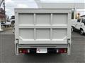 2016 Isuzu Elf Truck