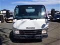2016 Isuzu Elf Truck