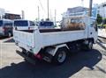 2016 Isuzu Elf Truck