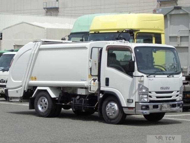2017 Isuzu Elf Truck