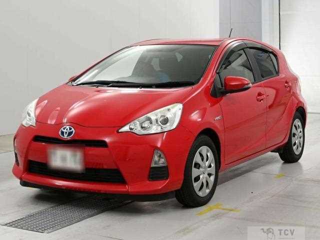 2013 Toyota AQUA