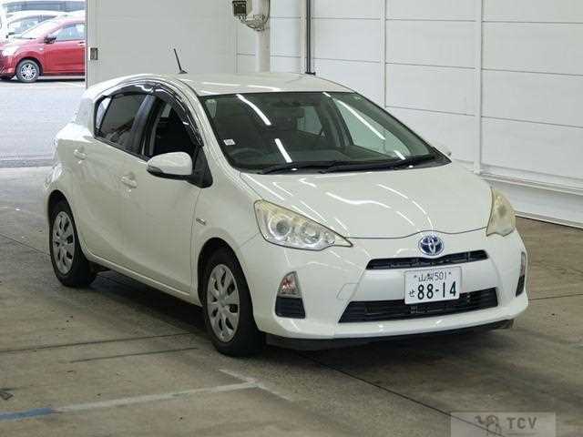 2013 Toyota AQUA
