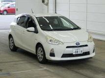 2013 Toyota AQUA