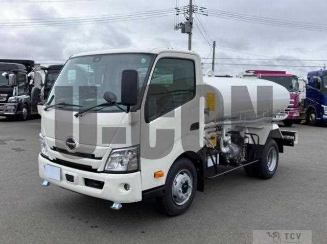 2025 Hino Dutro