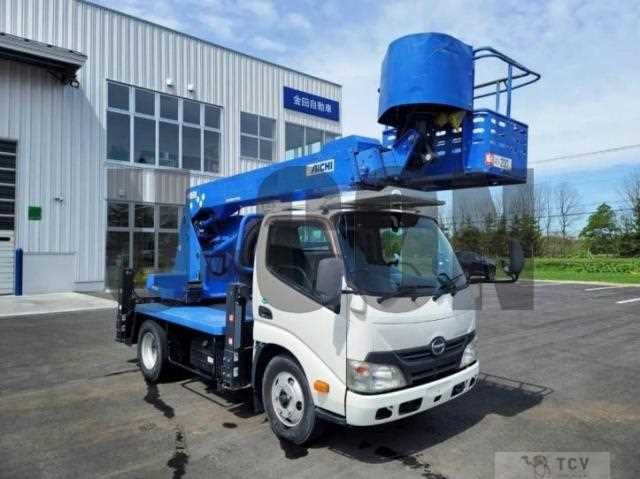 2013 Hino Dutro