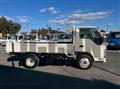 2016 Isuzu Elf Truck