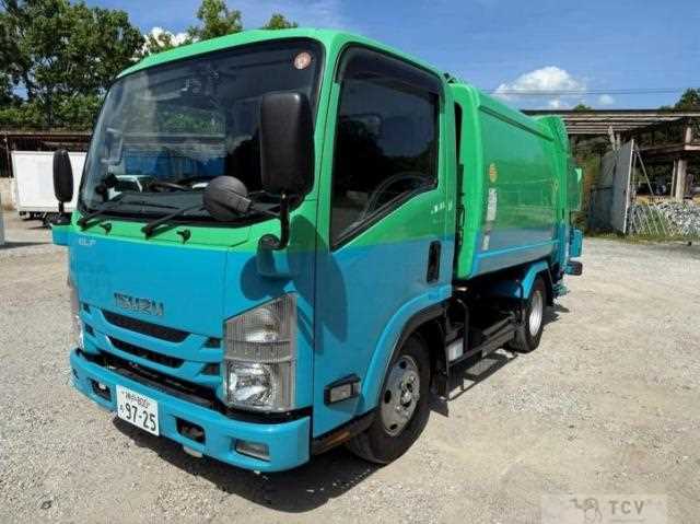 2020 Isuzu Elf Truck