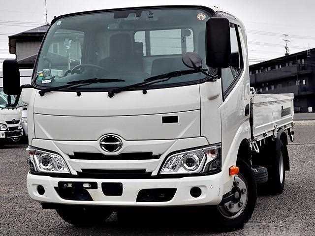 2022 Hino Dutro