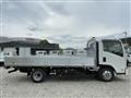 2025 Isuzu Elf Truck