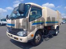 2017 Hino Dutro
