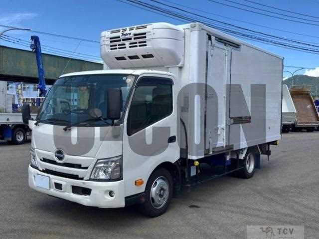 2023 Hino Dutro