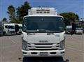 2021 Isuzu Elf Truck