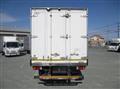 2020 Isuzu Elf Truck