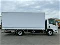2020 Isuzu Elf Truck
