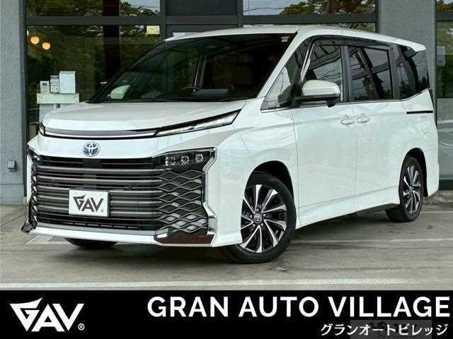 2022 Toyota Voxy