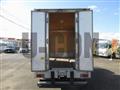 2019 Isuzu Elf Truck