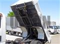 2016 Isuzu Elf Truck