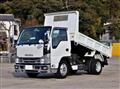 2016 Isuzu Elf Truck
