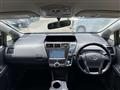 2013 Toyota PRIUS α