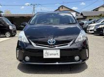 2013 Toyota PRIUS α