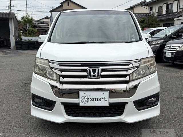 2013 Honda Step WGN