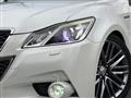 2014 Toyota Crown Hybrid
