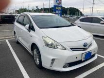 2014 Toyota PRIUS α